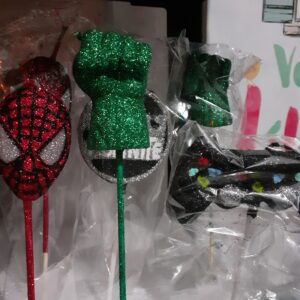 Velas puño hulk, super héroe